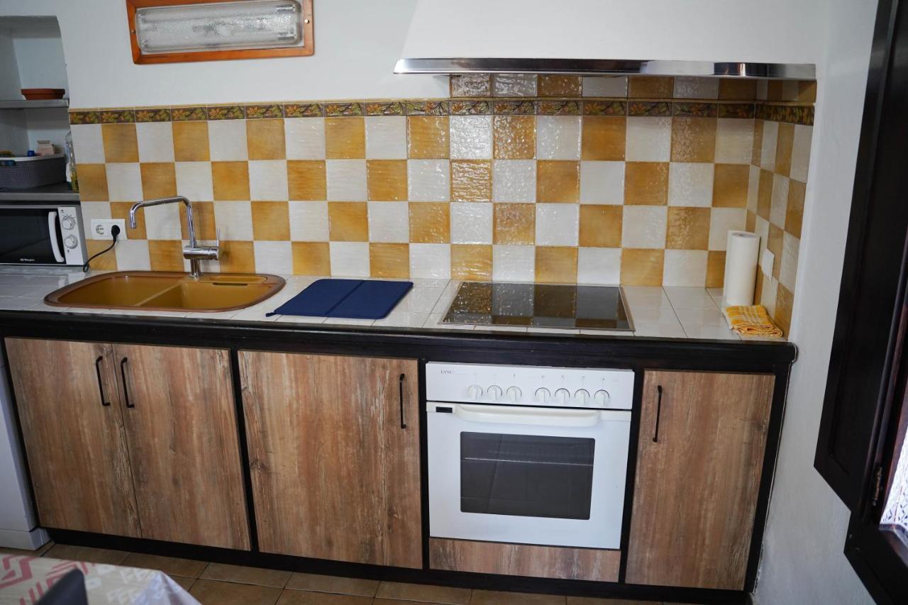 La Casilla Guest House Deltebre Bagian luar foto