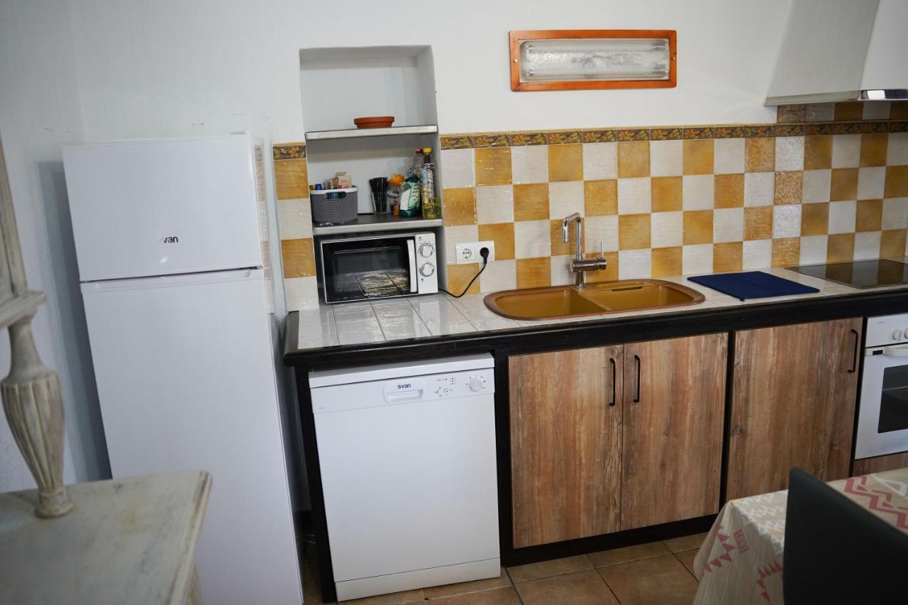 La Casilla Guest House Deltebre Bagian luar foto